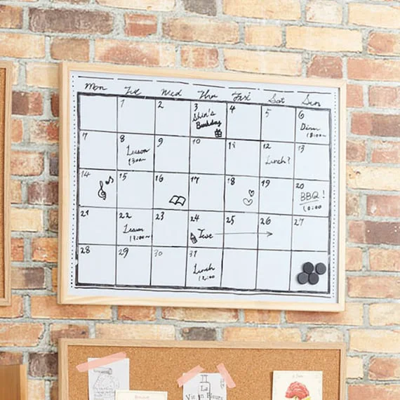 Convenient WHITE BOARD MBR 9060 Detailed