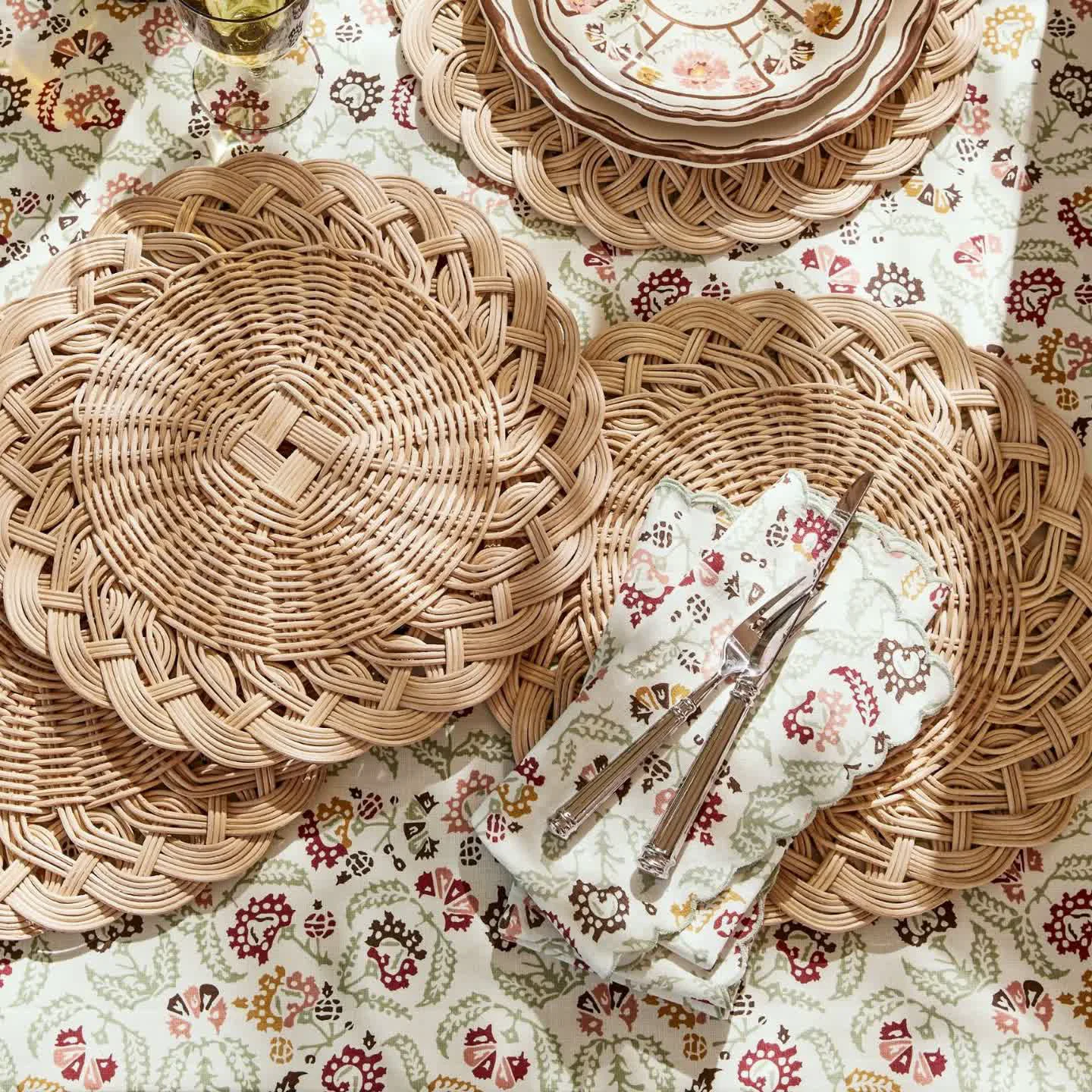 Artisan Ownkoti Round Shape Hand-woven Rattan Placemat Fashionable