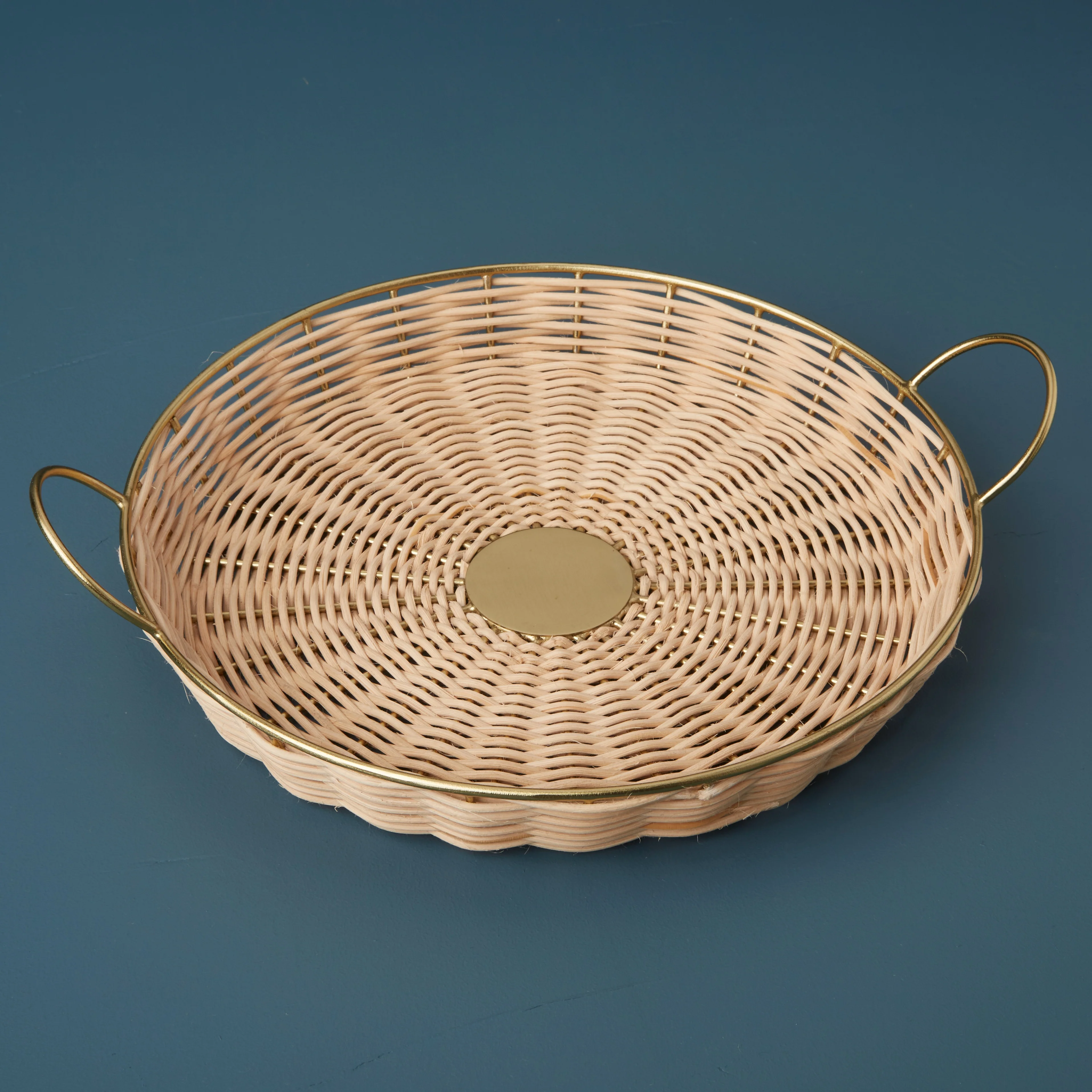 Unique Rowan Round Tray Fine Crafted