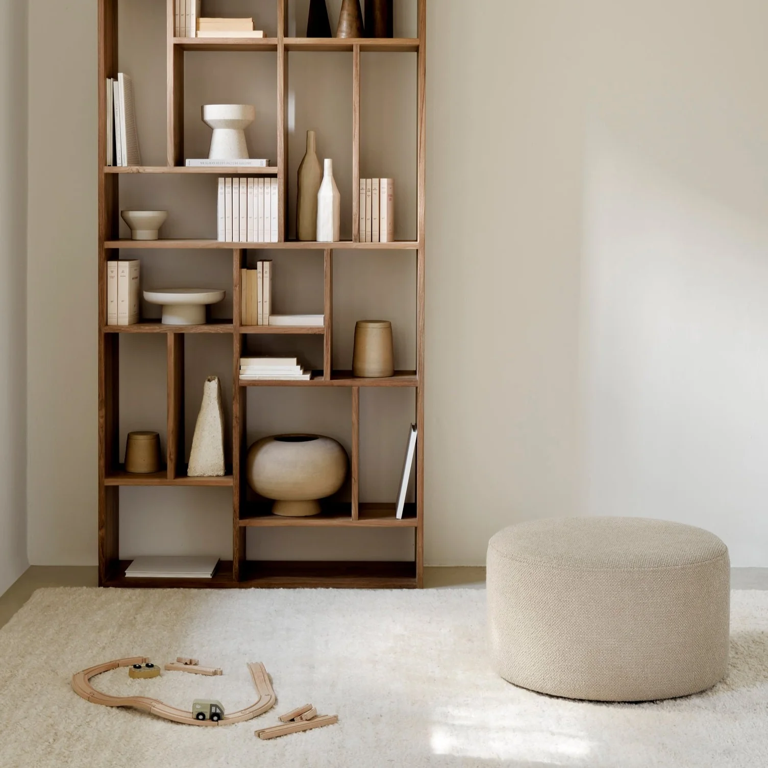 Unique Barrow Pouf Off White 23.5 quot Healthy