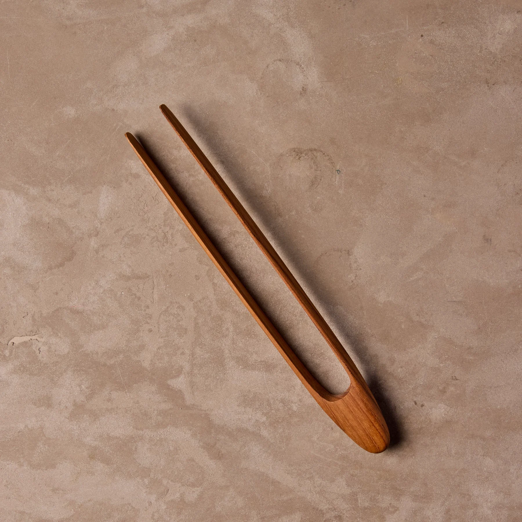 Breathable Teak Tong Small Crafted
