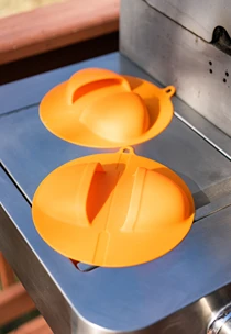 Clean Drip EZ BBQ Silicone Grill Mitts 8.5 in. Fashionable