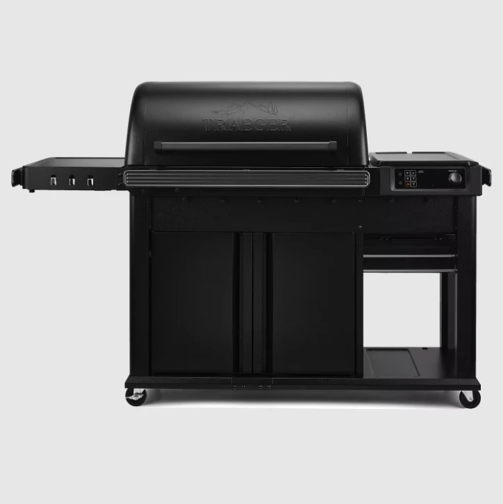 Comfortable Traeger Woodridge Pro Plus Pellet Grill Relaxed