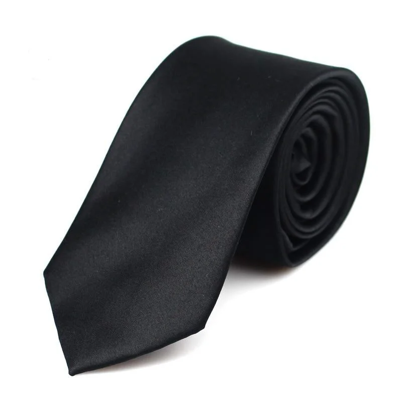 Consistent Corbata Slim Negra Sólida Practical