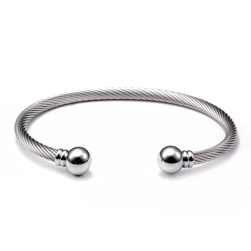 Dependable Mikael Pulsera de acero inoxidable Official