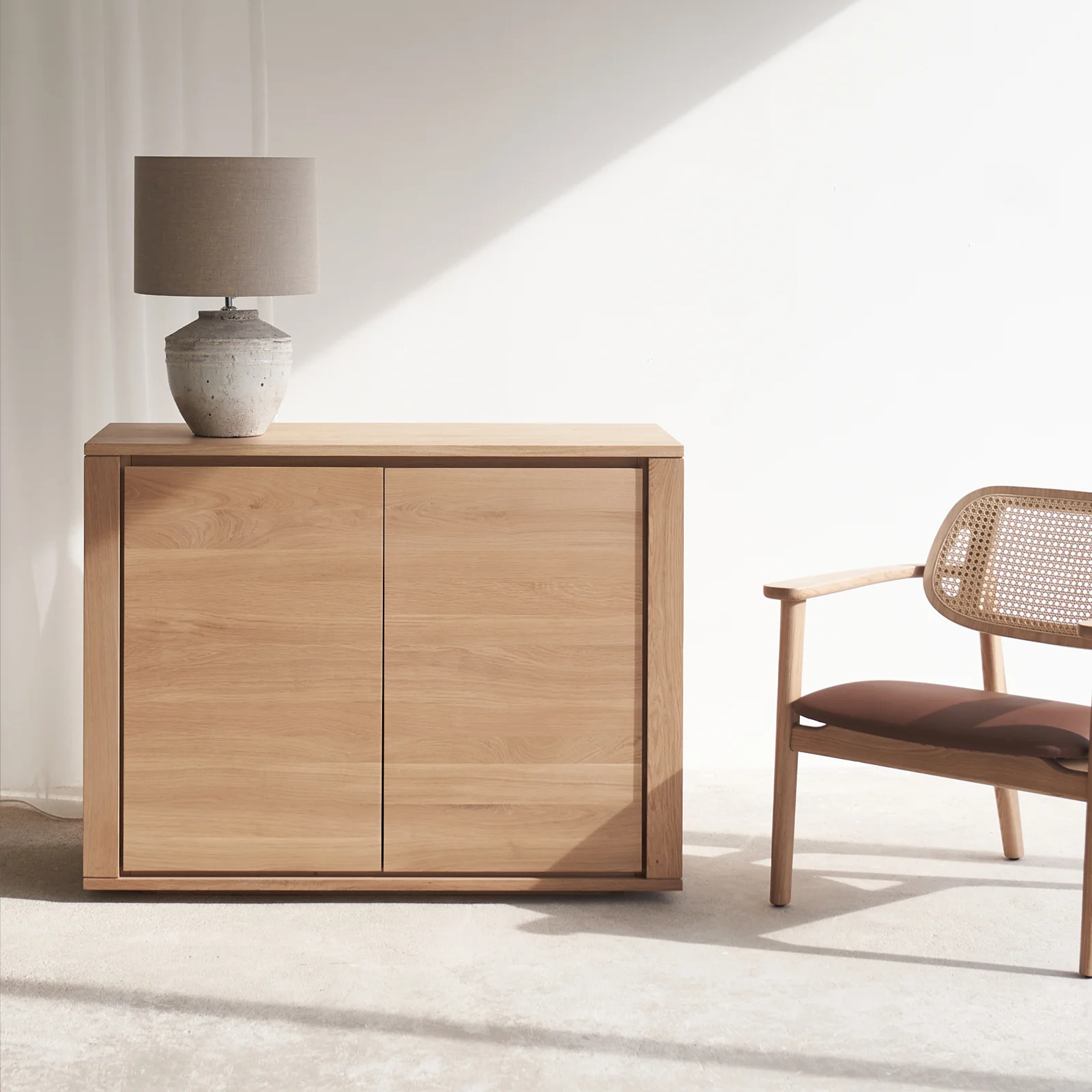 Exceptional Shadow Sideboard Oak 109cm Convenient