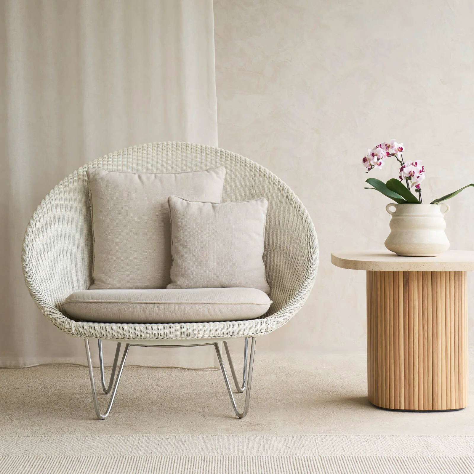 Innovative Joe Occasional Chair Pure White Superior