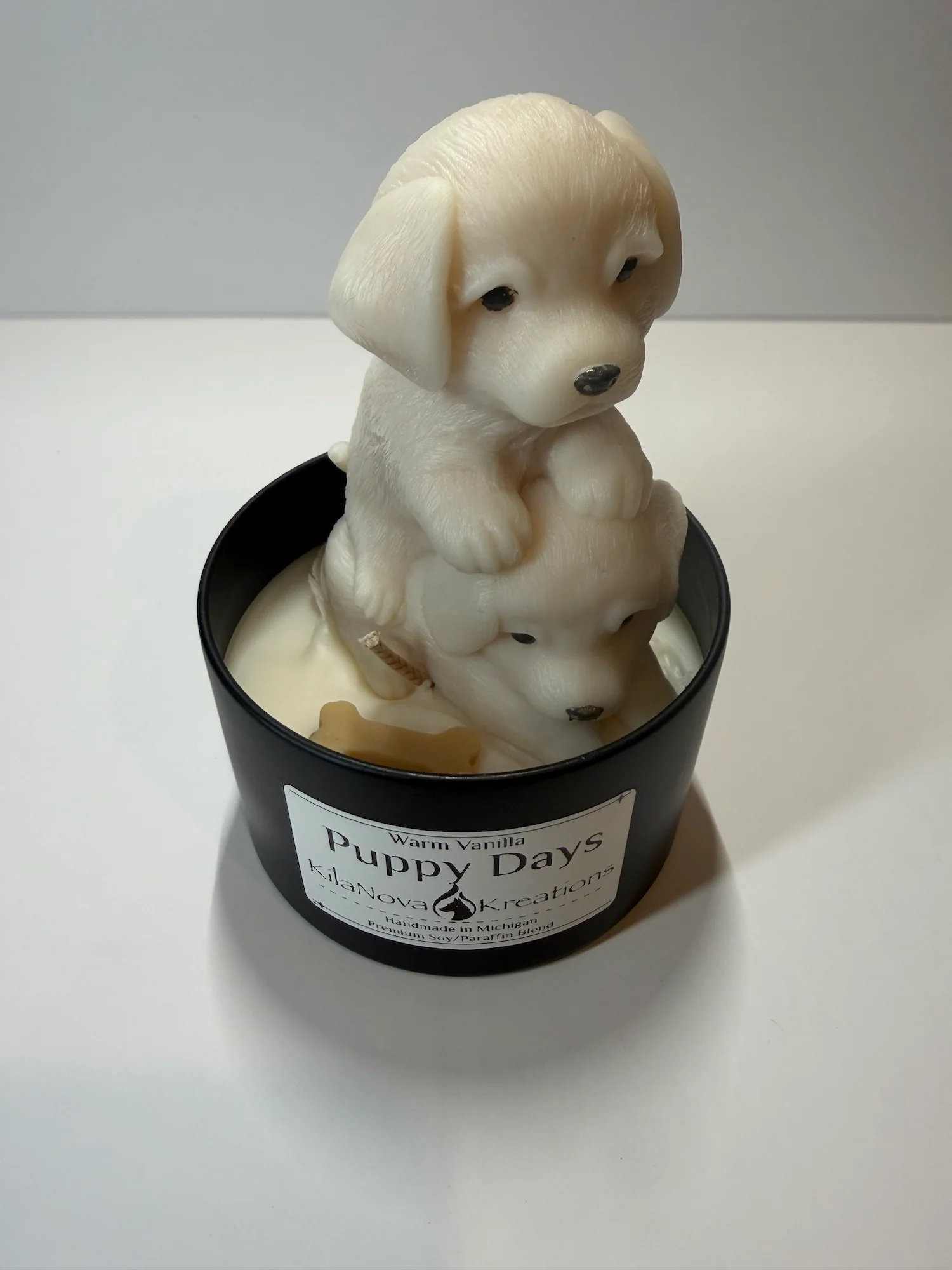 Official Puppy Days Decorative Candle Pure