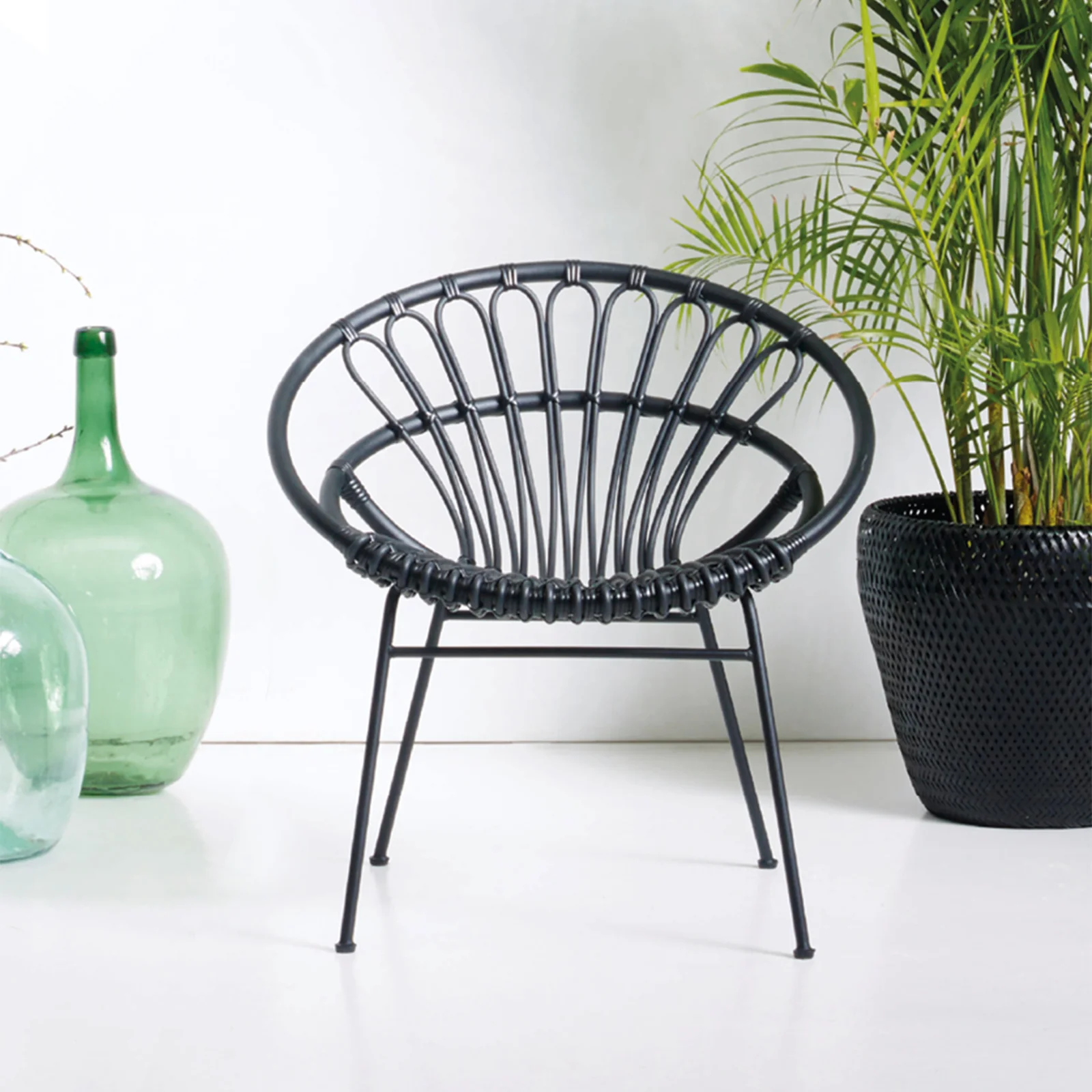 High-Quality Roxanne Outdoor Lazy Chair Black High-Grade