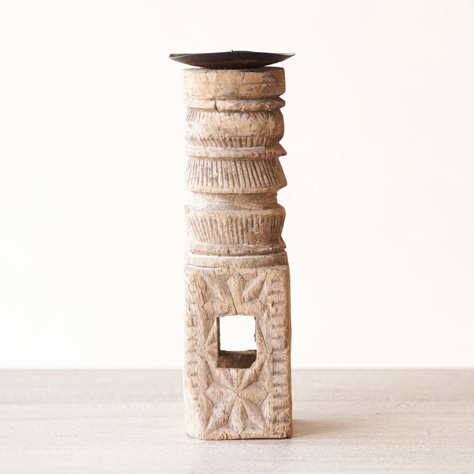 Relaxed Wooden Candle Stand - Medium Functional