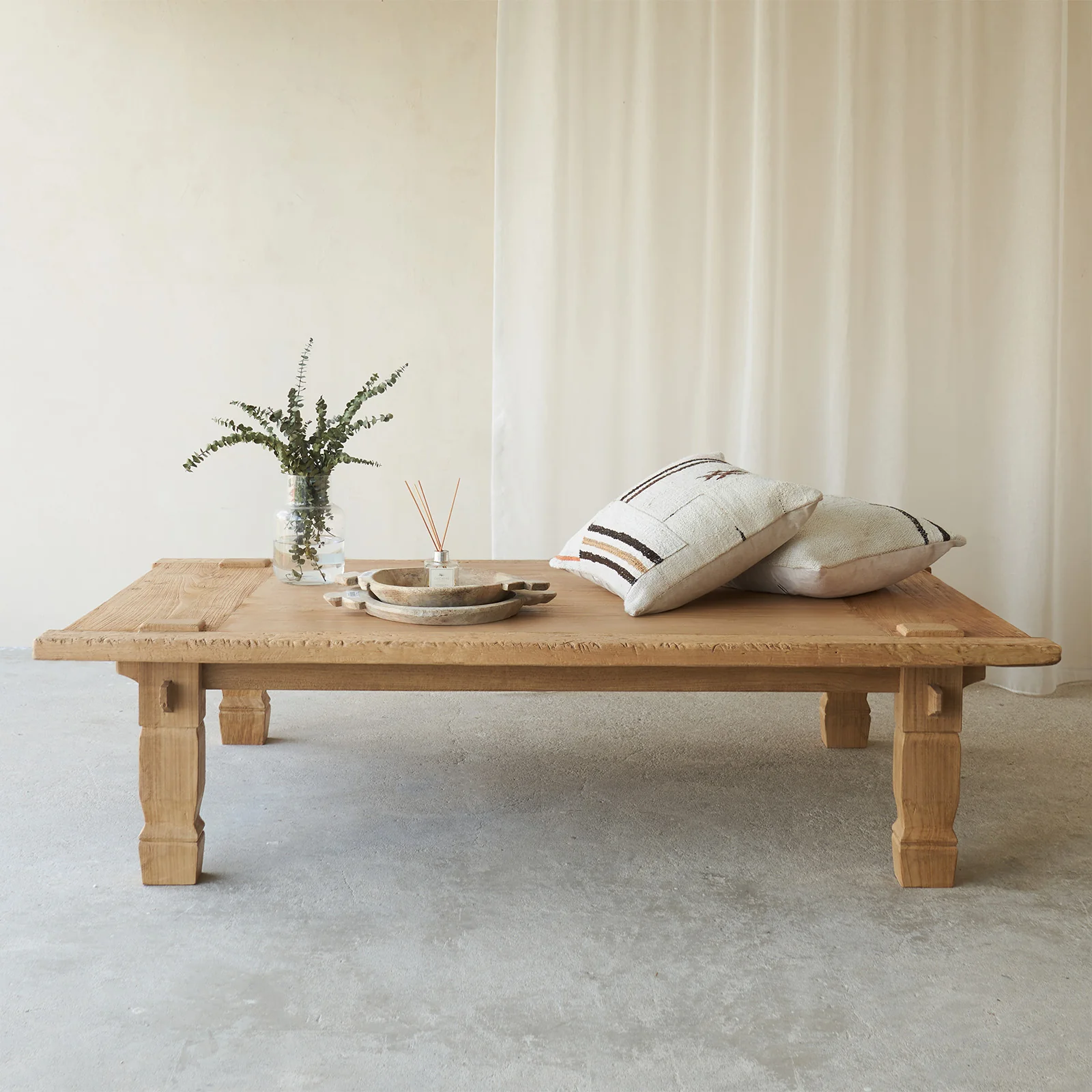 Smooth Weaving Coffee Table - Natural 185cm Exceptional