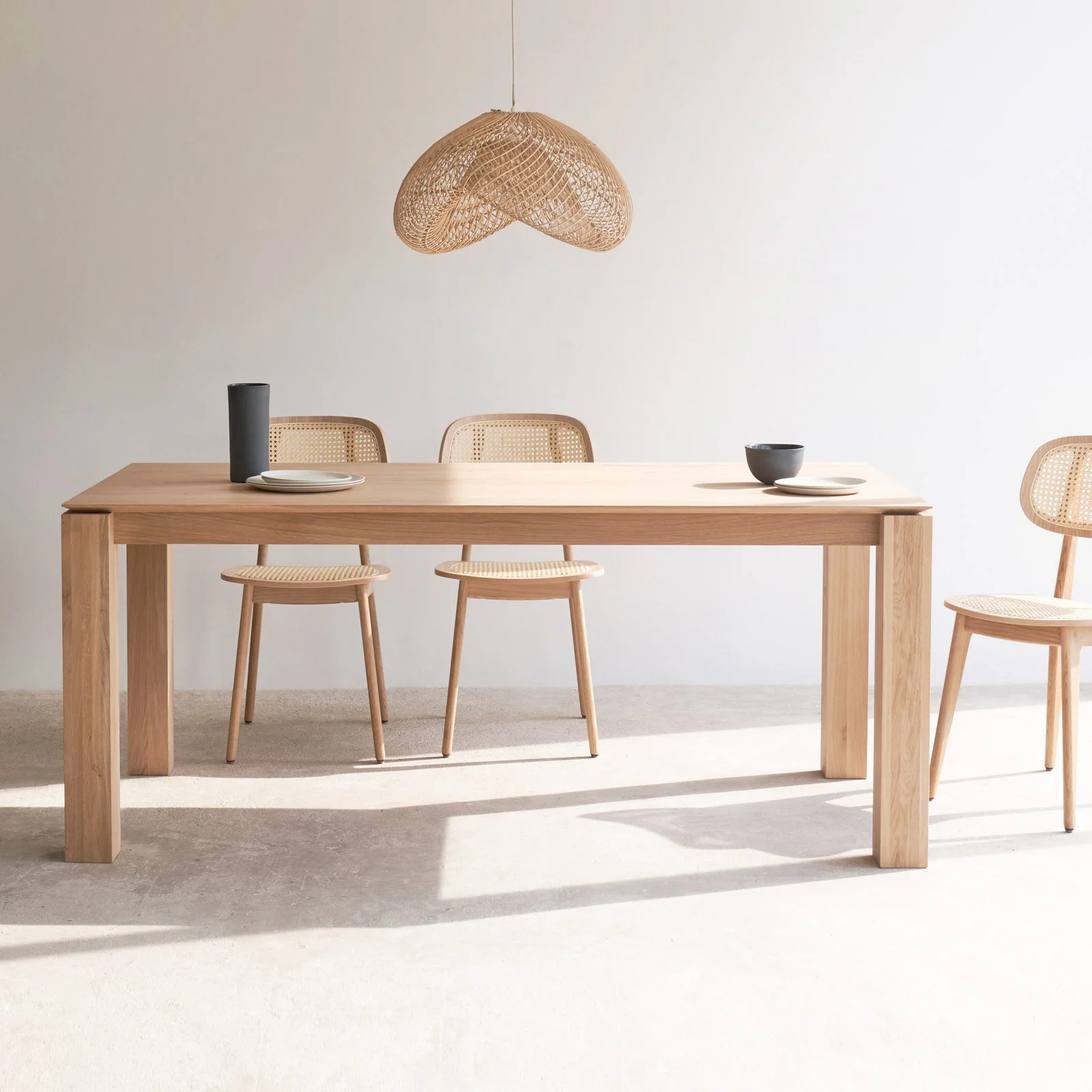 Top-Quality Slice Dining Table Oak Easy-to-Use