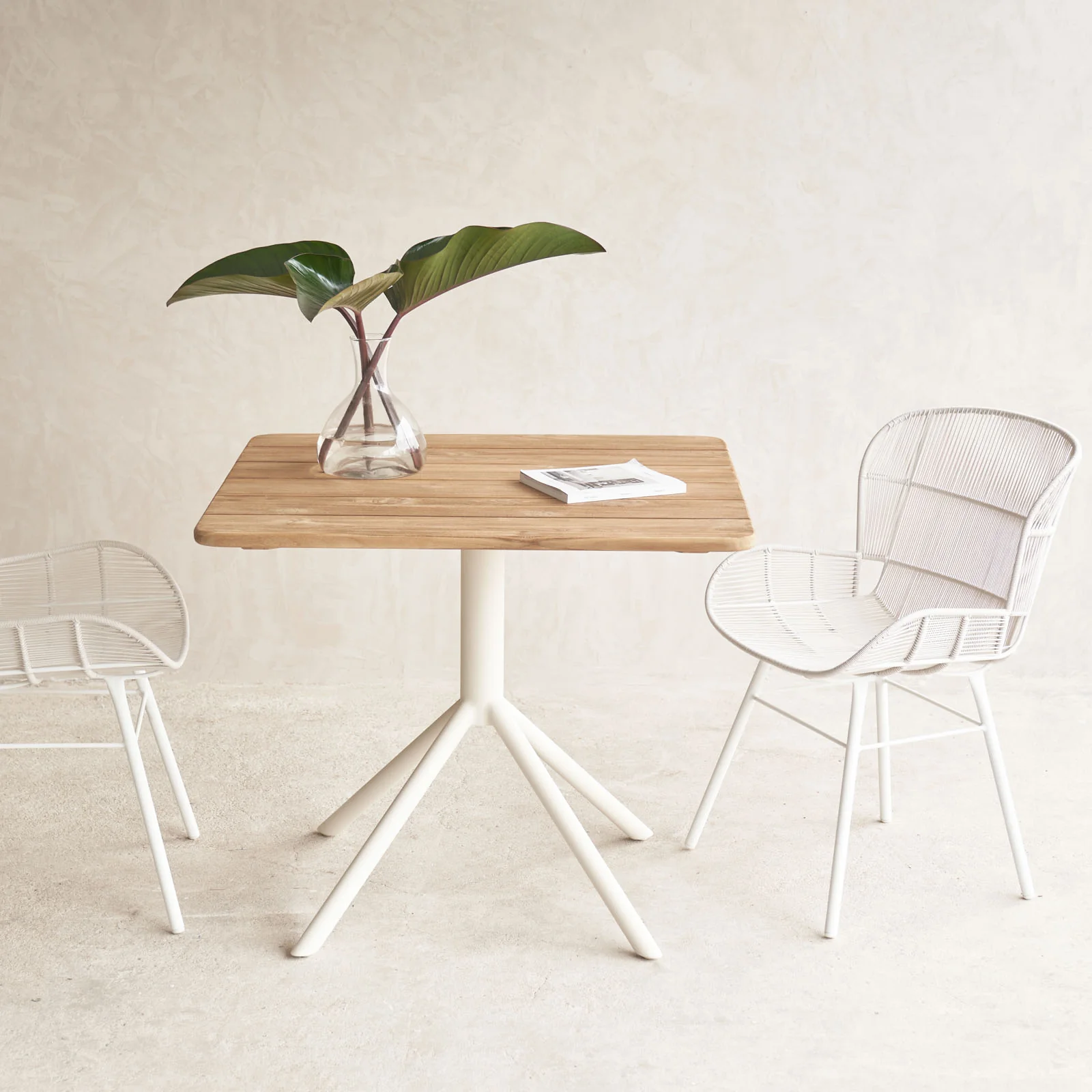 Reusable Arioso Teak Outdoor Bistro Table White Base Breathable