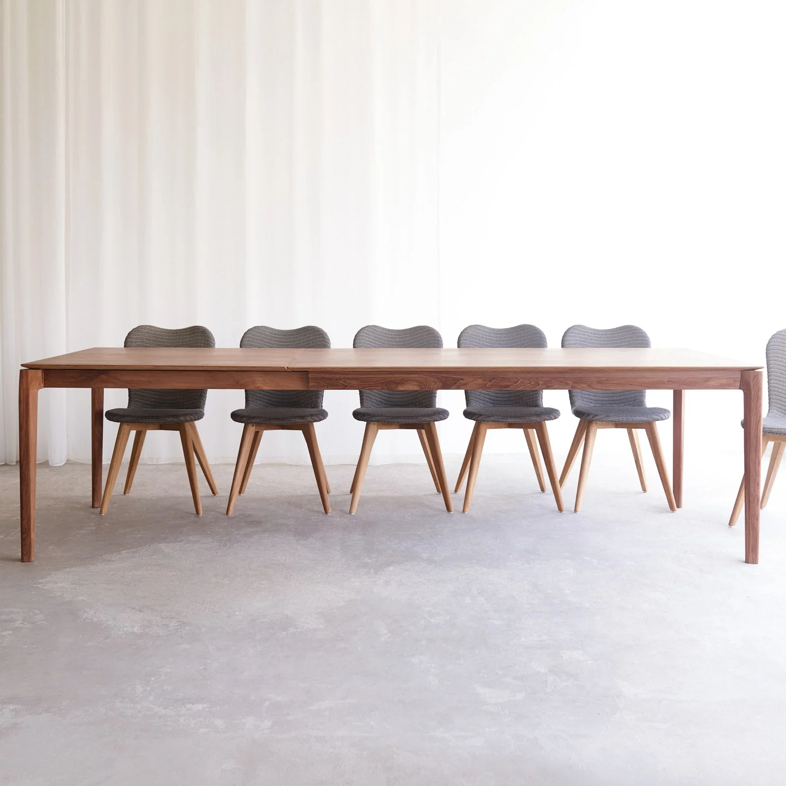 Premium Material Bok Extendable Dining Table Teak Elite