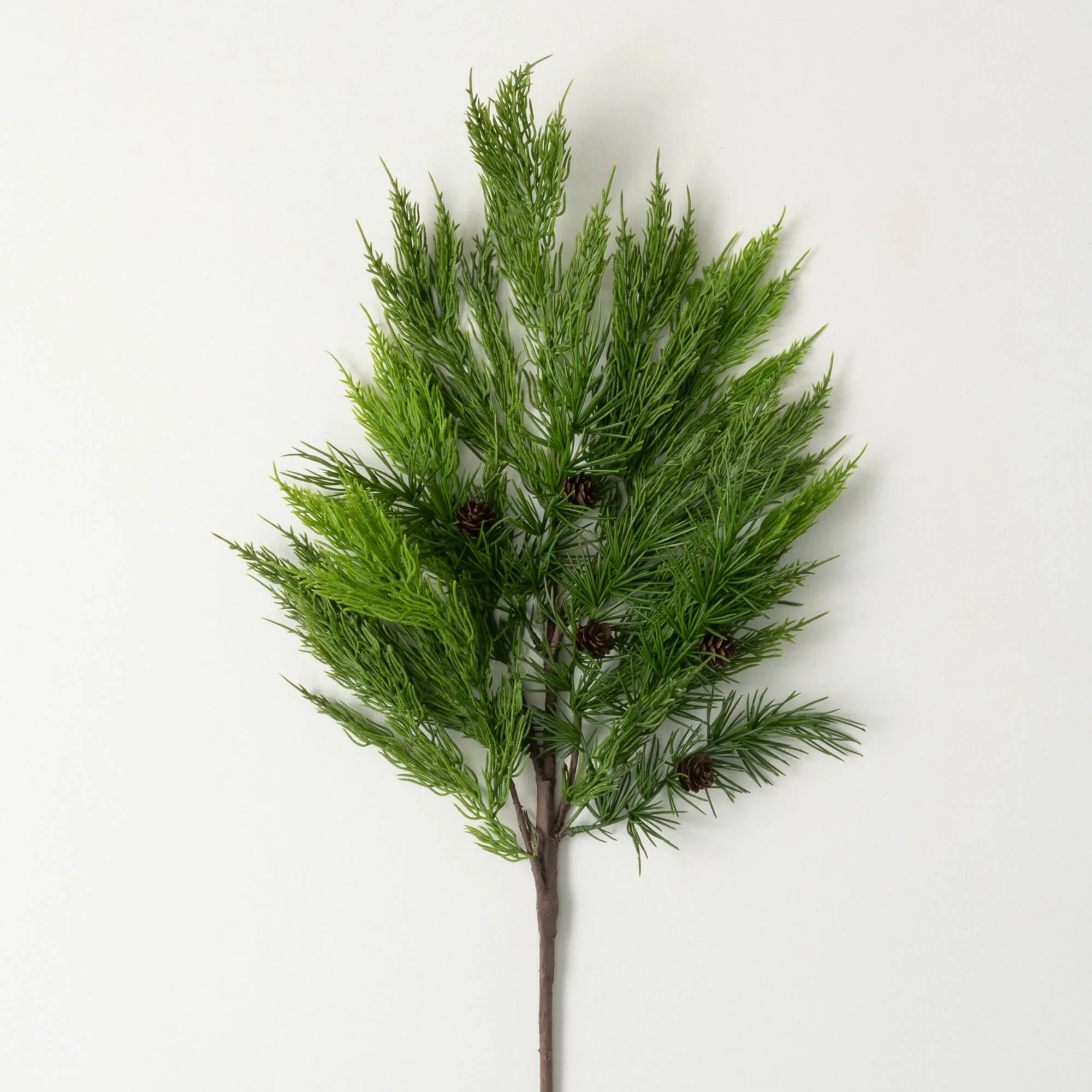 Consistent Lush Green Cedar Spray 32 Reusable