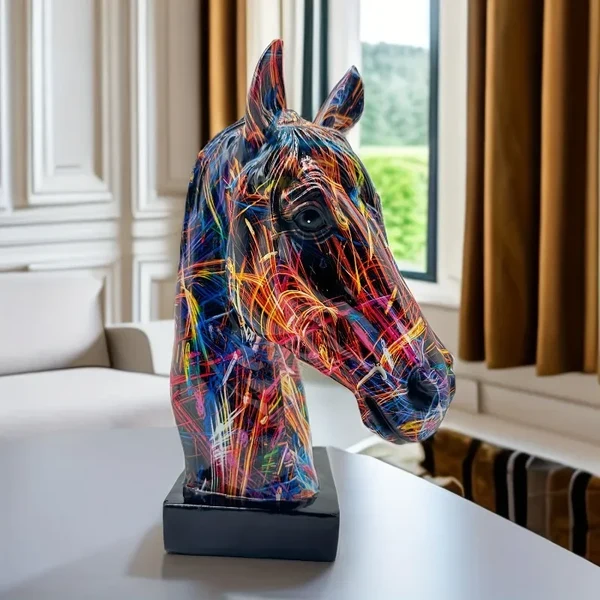 Minimalist Graffiti Horse Head Figurine First-Class
