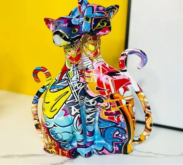 Fine Abstract Graffiti Cat Couple Figurine Casual