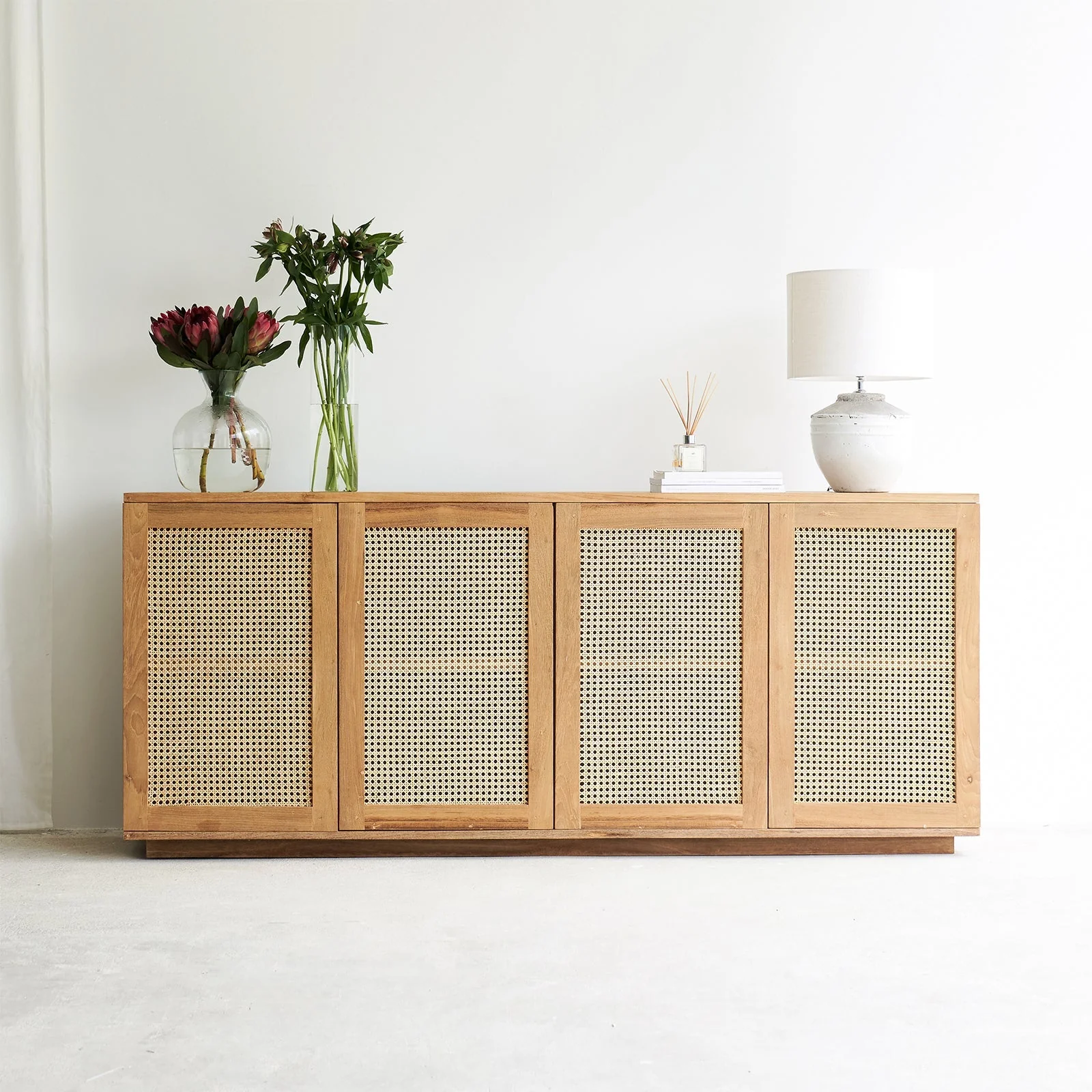 Durable Java Sideboard Teak with Rattan - Natural 200cm Sophisticated