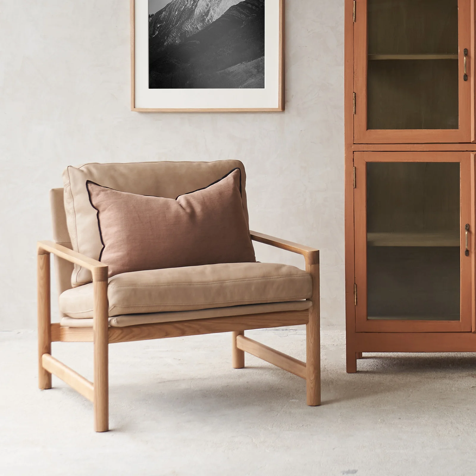 Safe Troubadour Leather Armchair Oak Frame - Desert World-Class