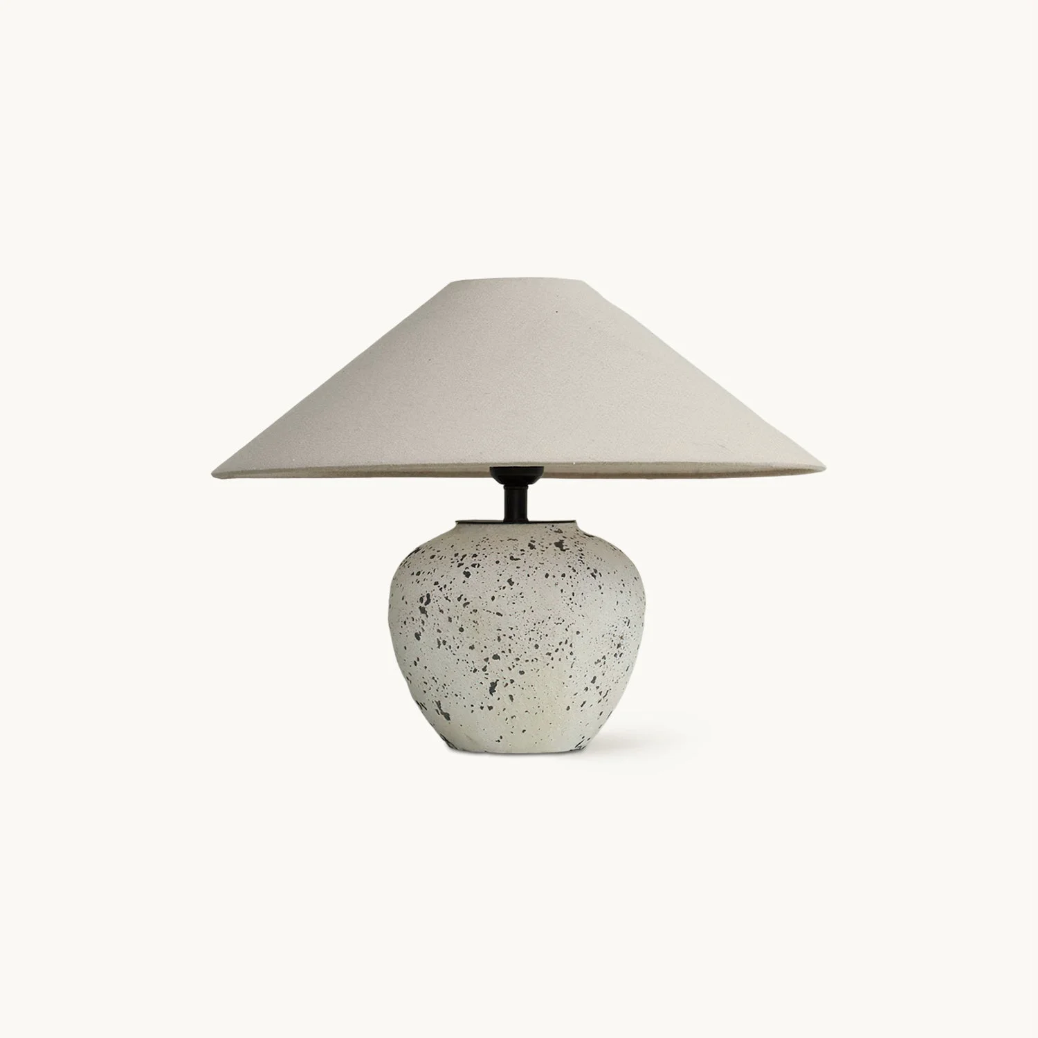Premium Material Gareth Table Lamp High-End
