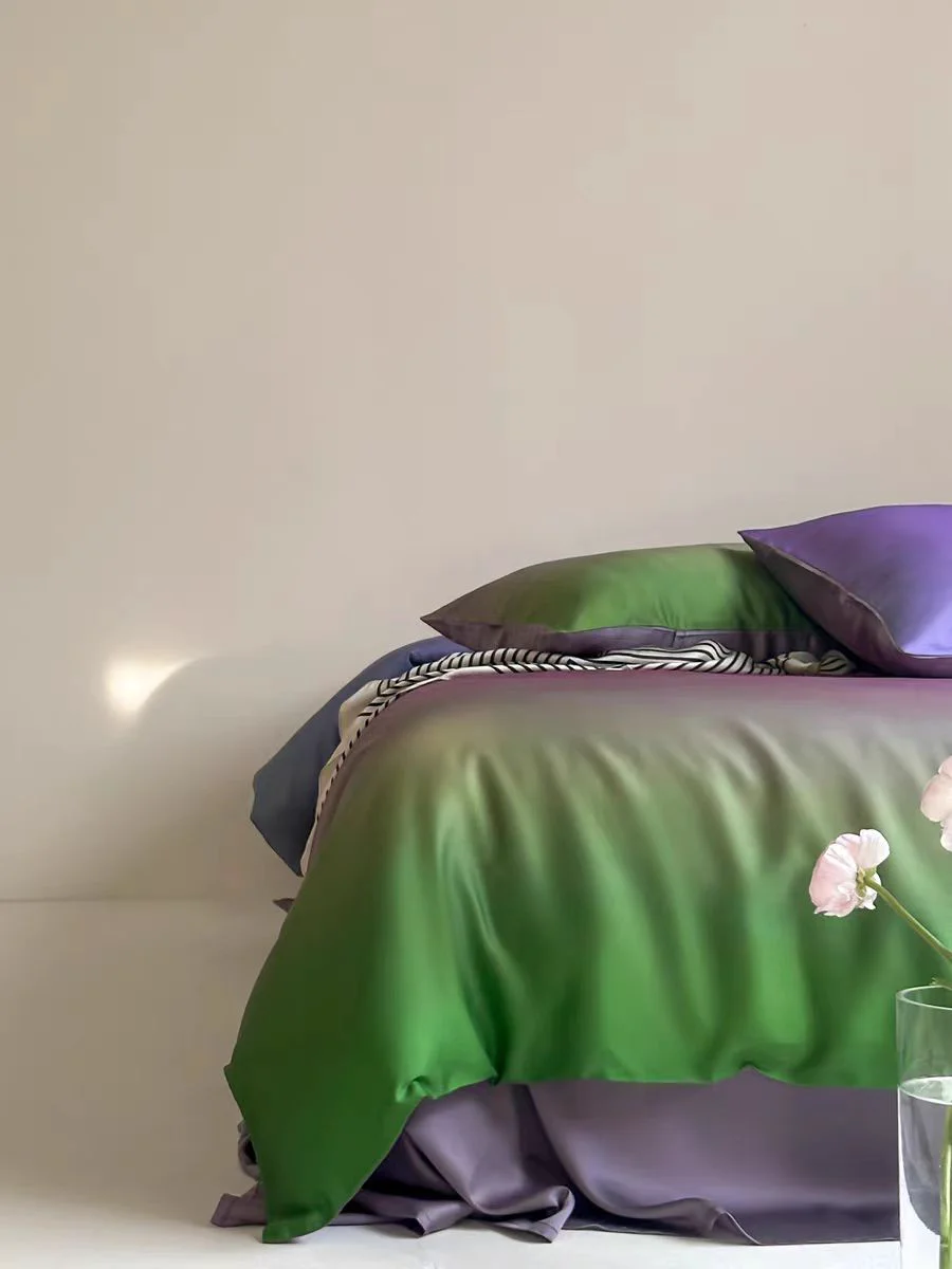 Smooth Luxury Ombre Aurora Duvet Cover - Purple Stylish