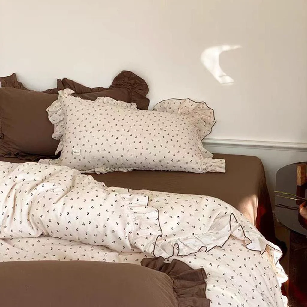Durable Cute Cherry Ruffle Duvet Cover High-Performance