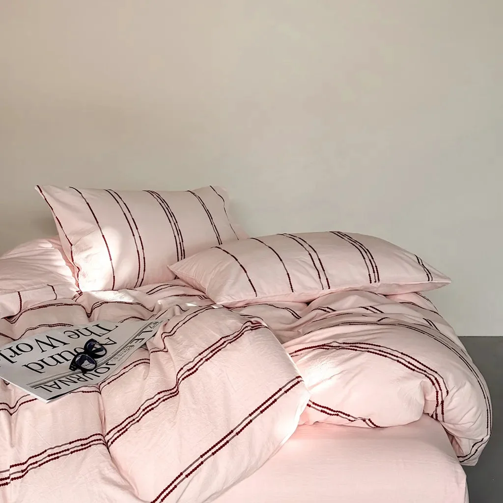 Expertly Made Sunset Striped Jacquard Duvet Cover Optimized