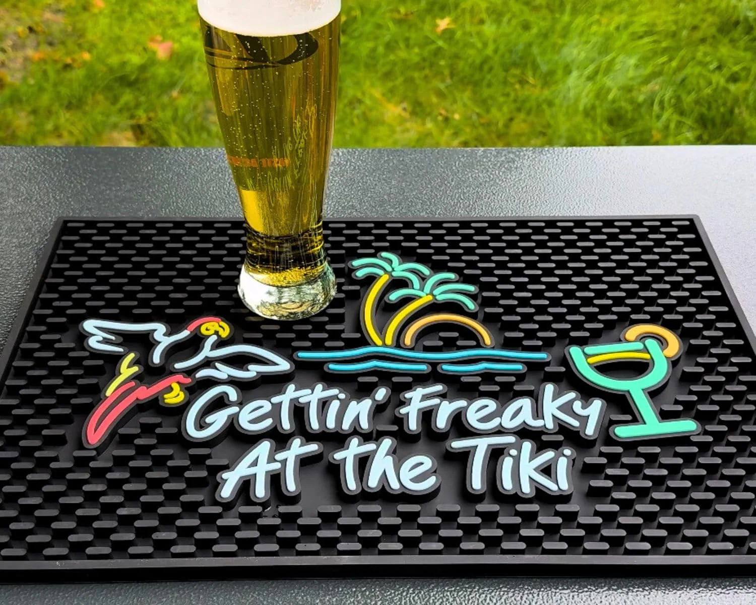 Proven Gettin Freaky at The Tiki Sign with Flying Parrot Palm Tree and Cocktail Tiki Bar Mats for Countertop 18 x 12in Long-Lasting