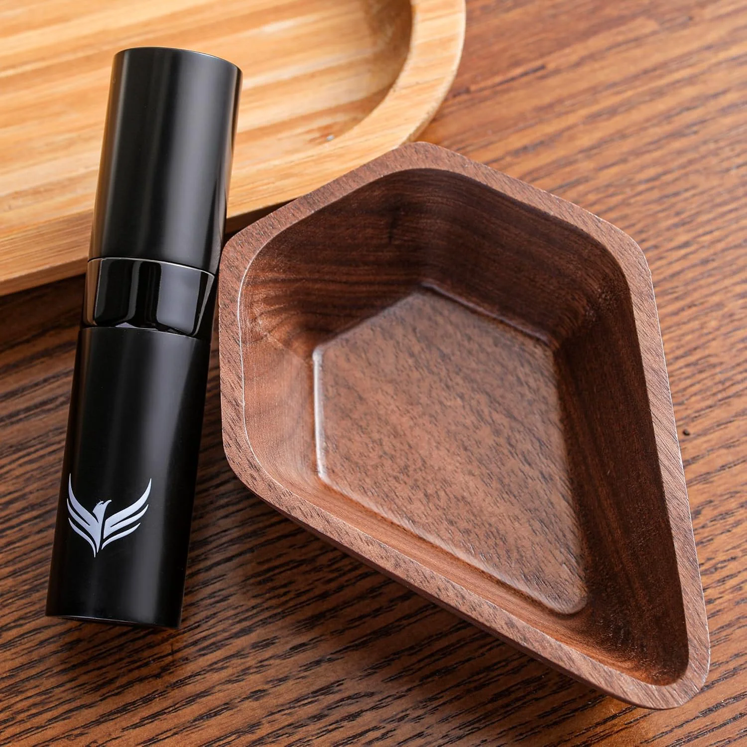 Functional Walnut Coffee Bean Dosing Cup and RDT Spray Bottle Wooden Espresso Dosing Vessel for Single Dose Measuring Coffee Bean Spritzer 30g Capacity Barista Accessories Smart