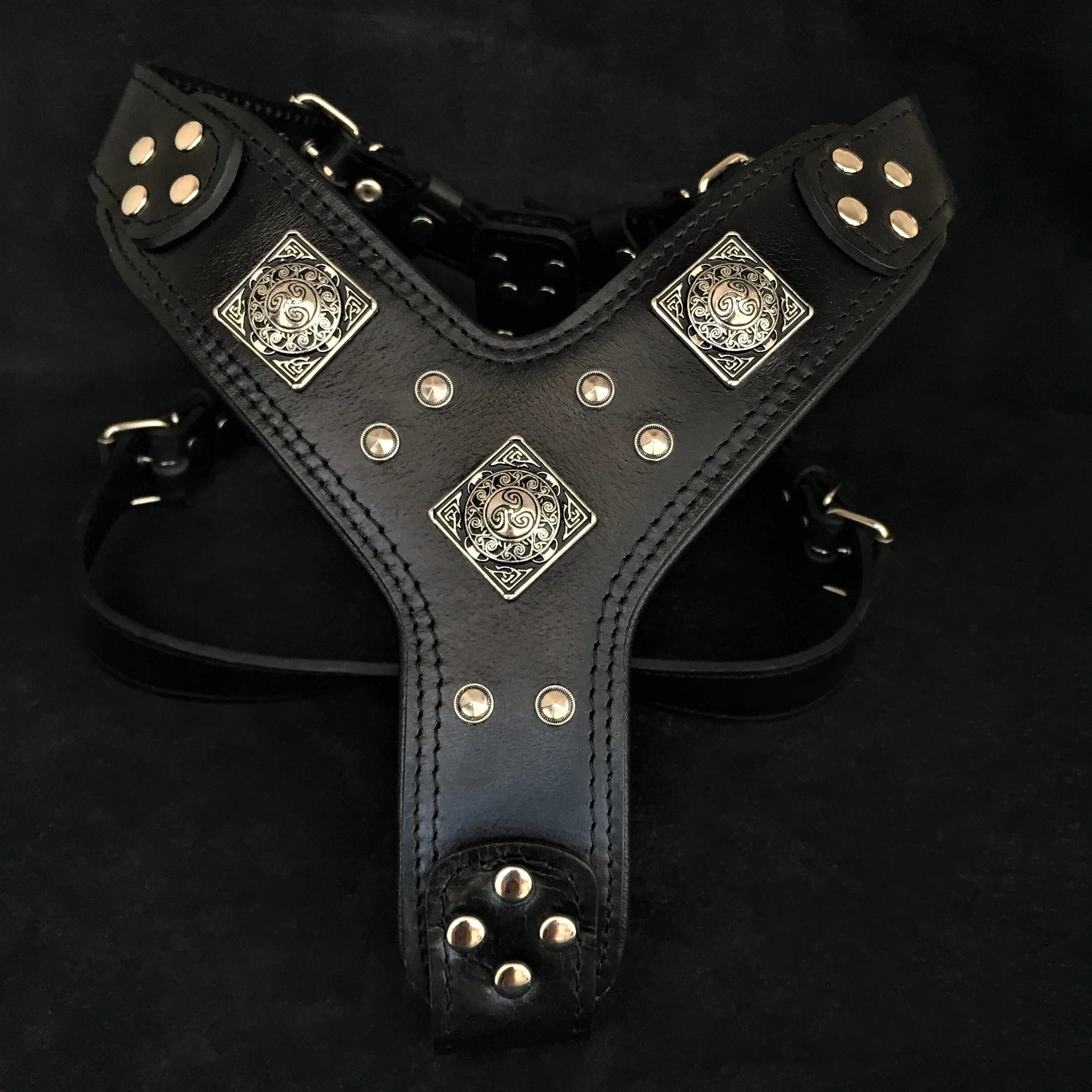 Superior The Eros all Black Harness Natural