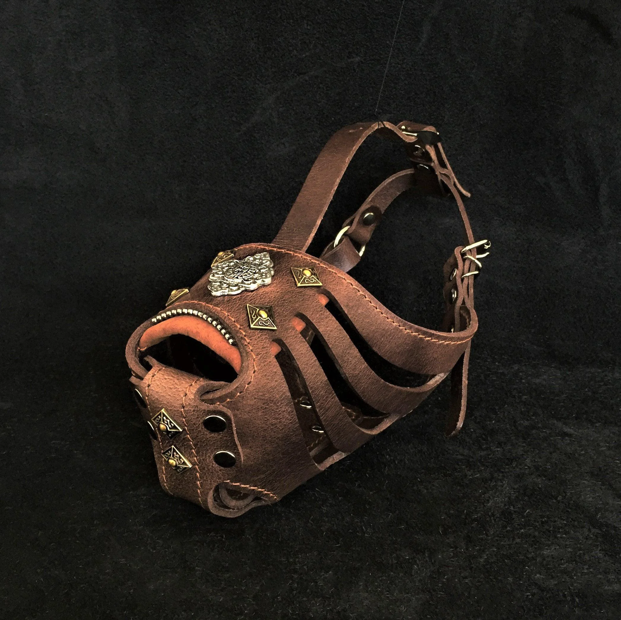 Next-Generation ''Aztec'' Basket Muzzle Grey Selected