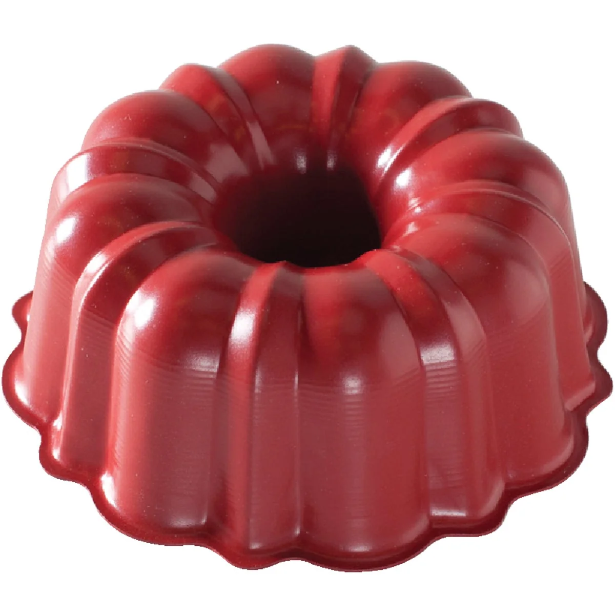 Elite Nordic Ware 6-Cup Bundt Cake Pan Fine