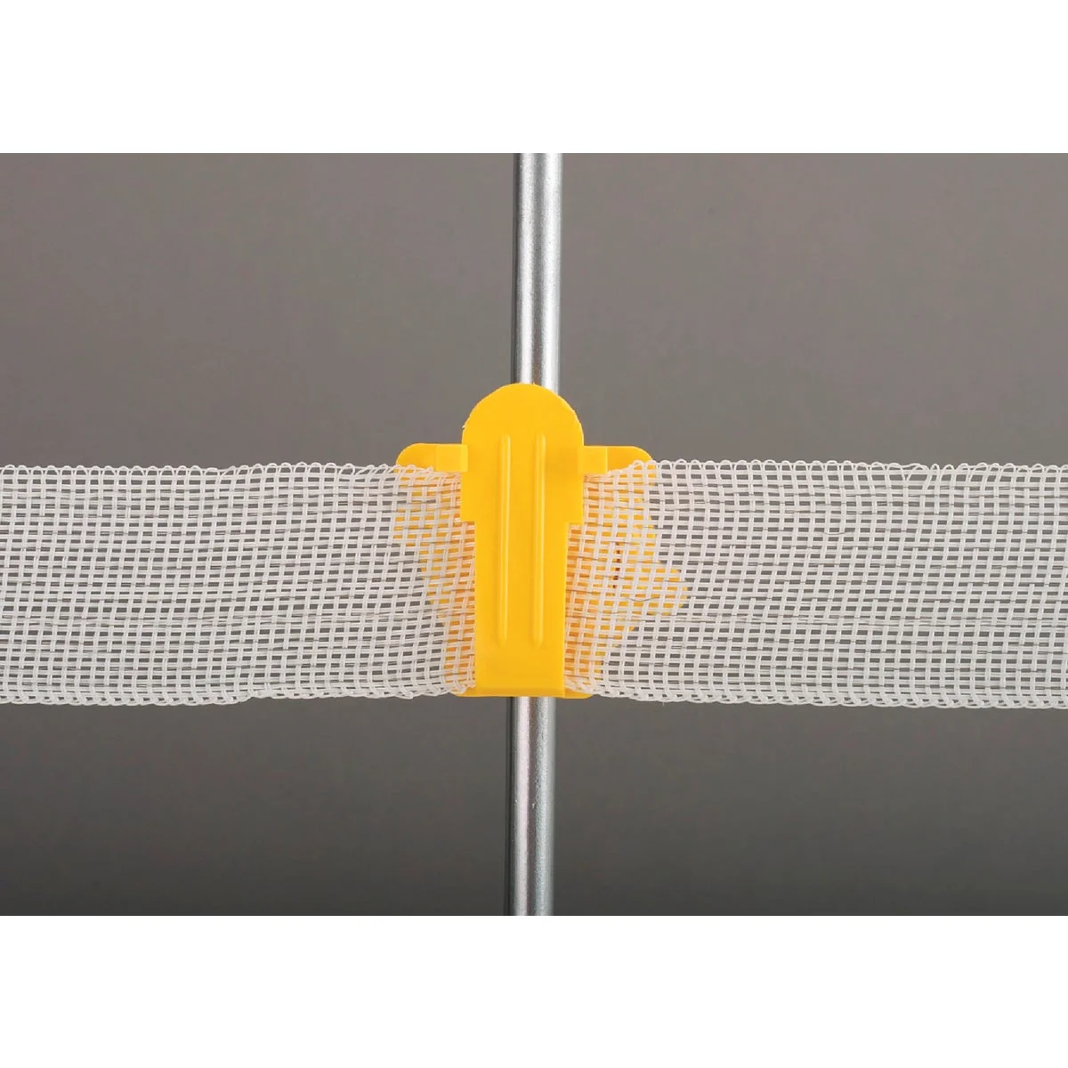 Luxury Dare Screw-On Yellow Polyethylene Electric Fence Insulator 25-Pack Traditional