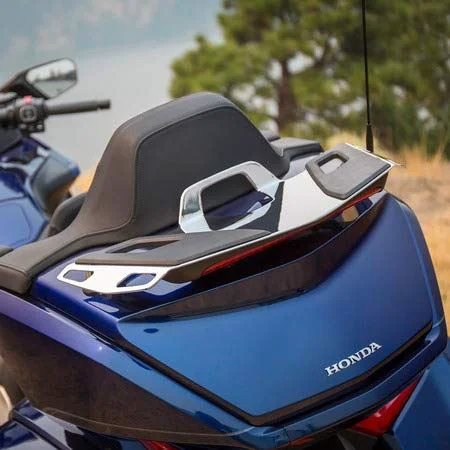 High-Performance Honda - GOLDWING TOUR CHROME REAR TRUNK RACK 08L70-MKC-A00 Practical