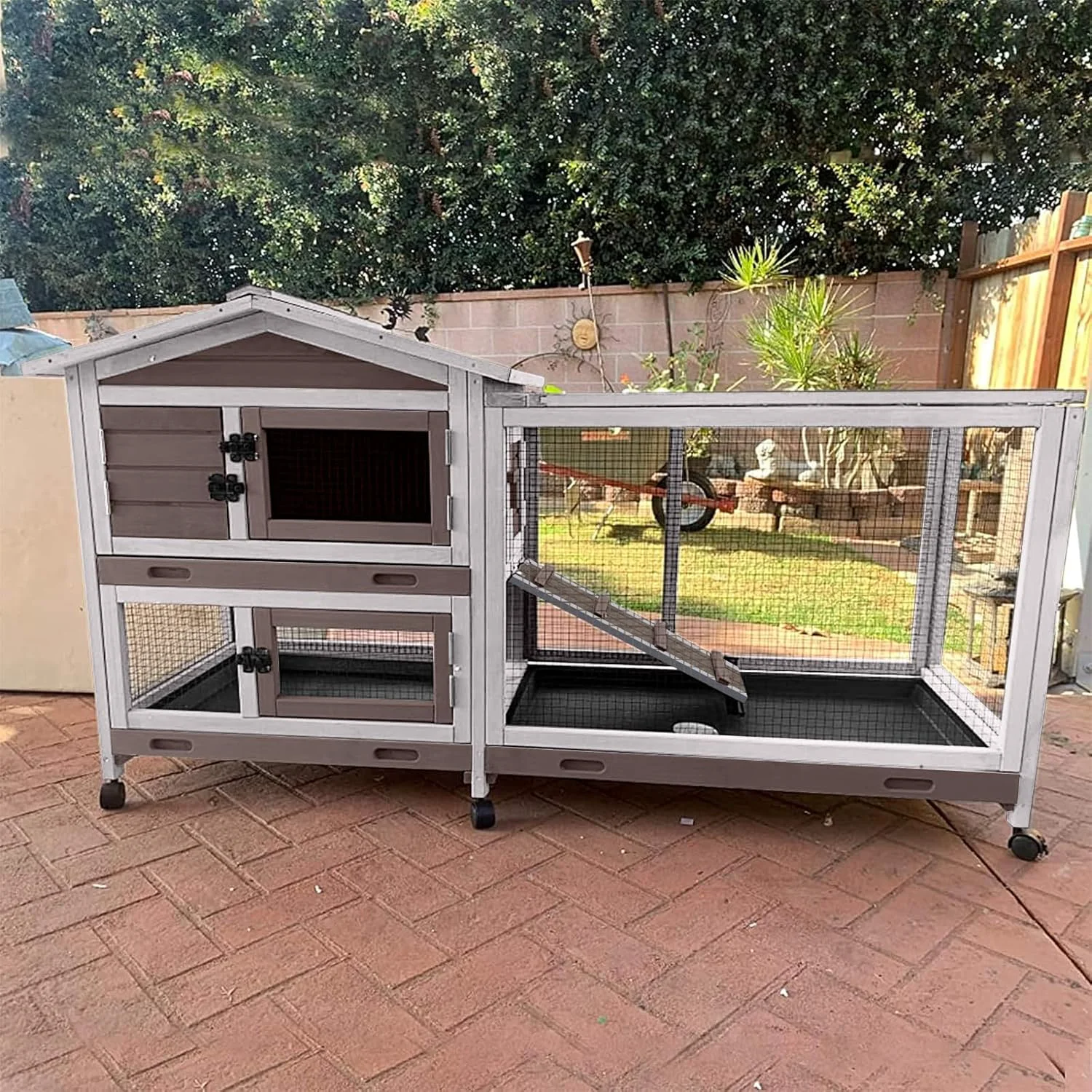 Safe Outdoor Rabbit Hutch Indoor Bunny on Wheels Large Guinea Pig Cage with Run for Any Small Animals Removable Pull Out Tray White Innovative