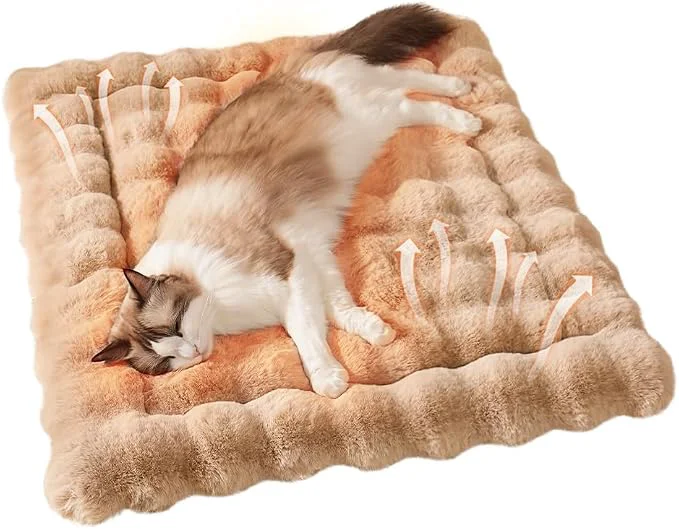 Exceptional Self-Warming Cat Bed Plush Faux Fur Pet Bed Mat Trendy